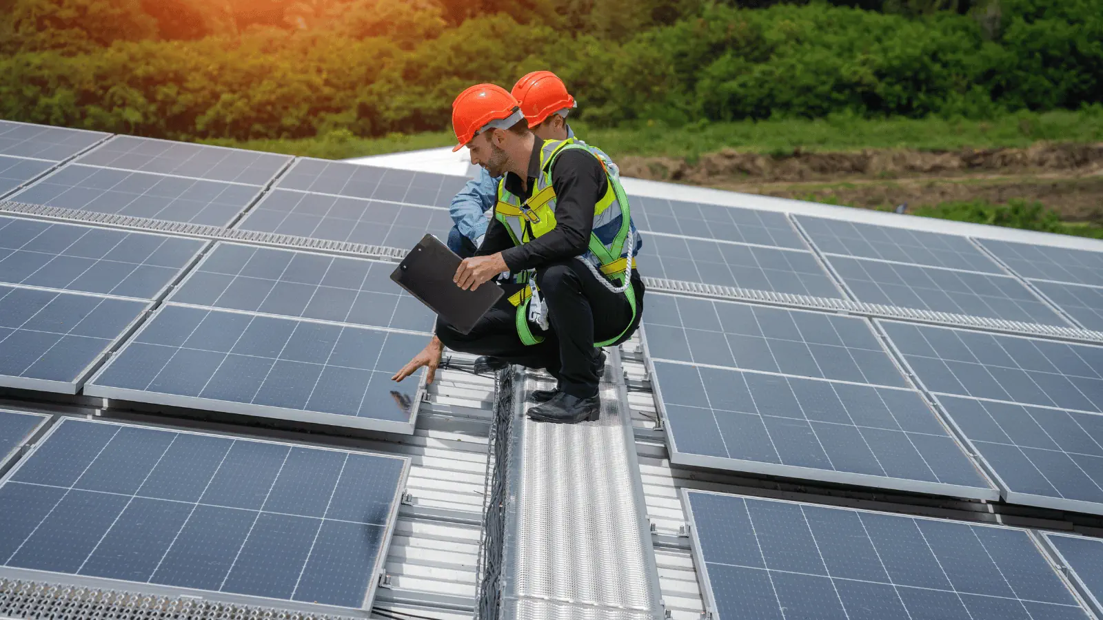 Mantenimiento de placas solares en Granada